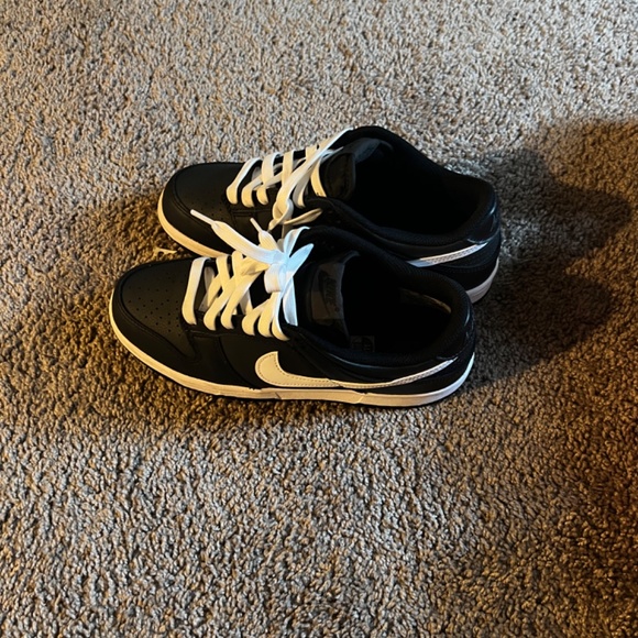 Dunks - Picture 3 of 3